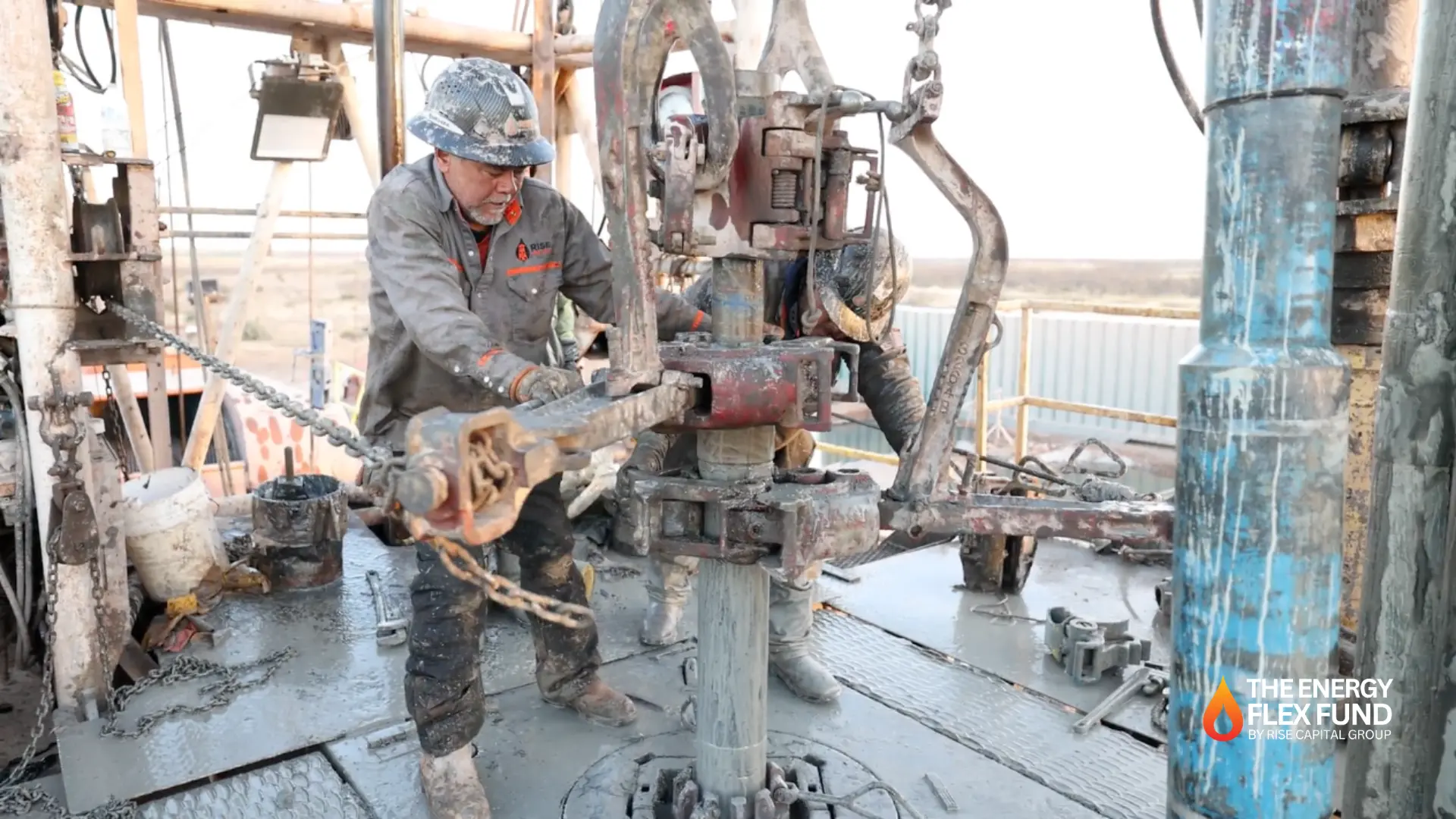 Latching the tongs